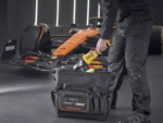 Bolsa herramientas DeWalt McLaren DWST60104-9 negra con detalles naranjas