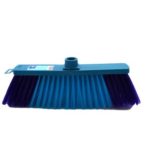 Escoba africana para suelos con cabezal azul y cerdas azules y moradas